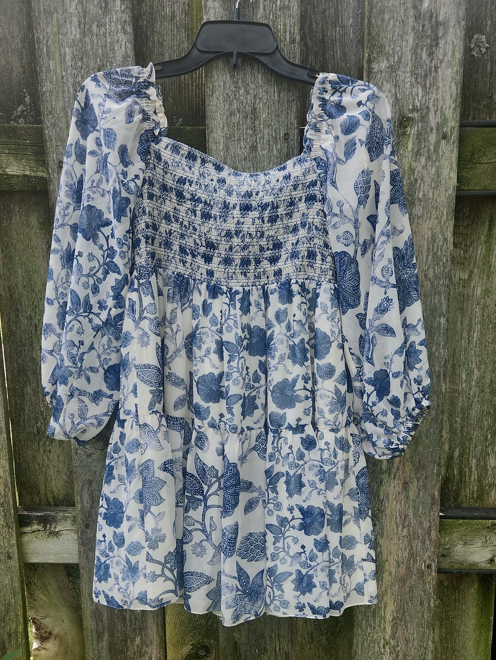 Sachin + Babi Blue Floral Smocked Baby Doll  Linen  Dress  SZ 4